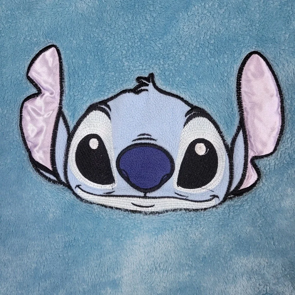 Disney 100 Stitch Plush Fleece Sleepwear Lounge Top Womens 2X Blue - Picture 4 of 8